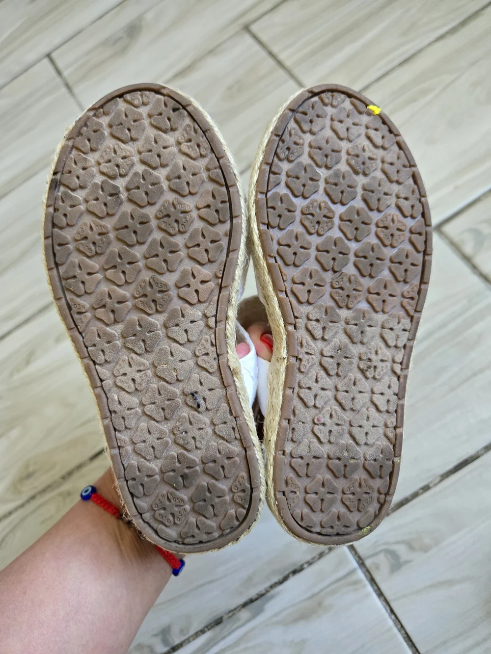 OshKosh B'gosh White Girls Bow Sandals